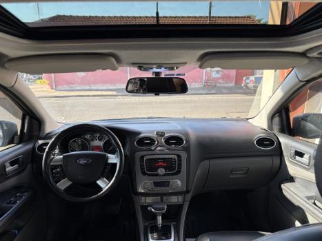 FORD Focus Hatch 2.0 16V 4P GHIA AUTOMTICO, Foto 11