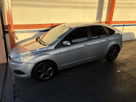FORD Focus Hatch 2.0 16V 4P GLX, Foto 6