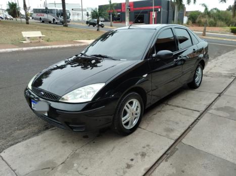 FORD Focus Sedan 1.6 4P, Foto 2