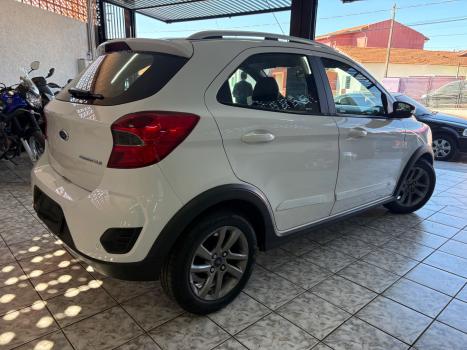 FORD Ka Hatch 1.5 12V 4P TI-VCT FLEX TRAIL, Foto 3