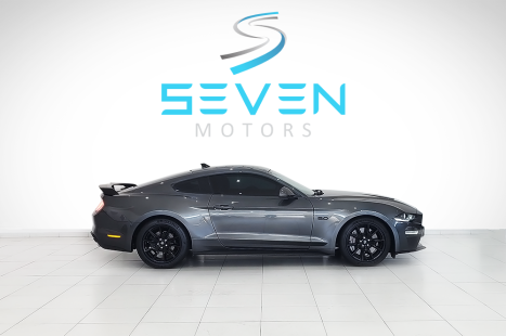 FORD Mustang 5.0 V8 32V BLACK SHADOW AUTOMTICO, Foto 4