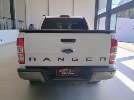 FORD Ranger 2.2 16V XLS DIESEL 4X4 CABINE DUPLA, Foto 6