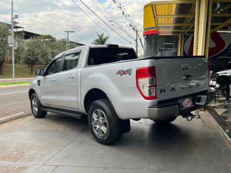 FORD Ranger 2.2 16V XLS DIESEL 4X4 CABINE DUPLA AUTOMTICO, Foto 4