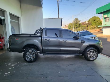 FORD Ranger 2.2 16V XLS DIESEL 4X4 CABINE DUPLA AUTOMTICO, Foto 3