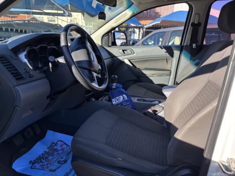 FORD Ranger 2.2 16V XLS DIESEL 4X4 CABINE DUPLA AUTOMTICO, Foto 2