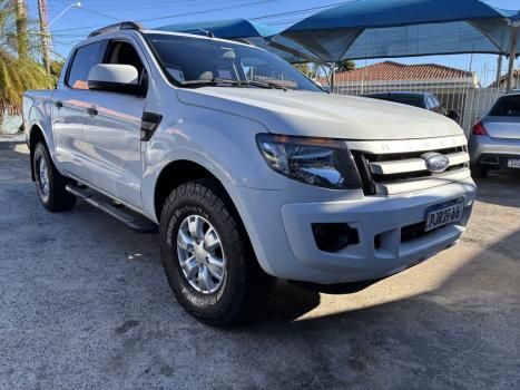 FORD Ranger 2.2 16V XLS DIESEL 4X4 CABINE DUPLA AUTOMTICO, Foto 4