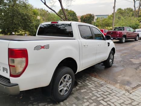 FORD Ranger 2.2 16V XLS DIESEL 4X4 CABINE DUPLA AUTOMTICO, Foto 5