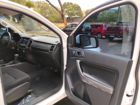 FORD Ranger 2.2 16V XLS DIESEL 4X4 CABINE DUPLA AUTOMTICO, Foto 16