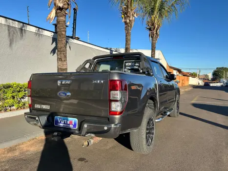 FORD Ranger 2.5 16V FLEX XLT CABINE DUPLA, Foto 5