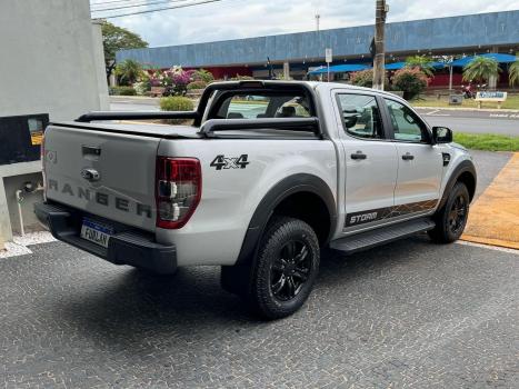 FORD Ranger 3.2 20V CABINE DUPLA 4X4 STORM TURBO DIESEL AUTOMTICO, Foto 3