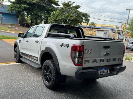 FORD Ranger 3.2 20V CABINE DUPLA 4X4 STORM TURBO DIESEL AUTOMTICO, Foto 4