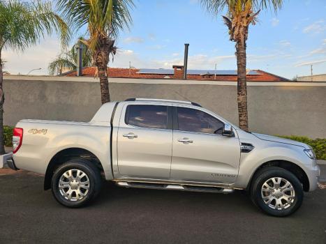 FORD Ranger 3.2 20V CABINE DUPLA 4X4 LIMITED TURBO DIESEL AUTOMTICO, Foto 3