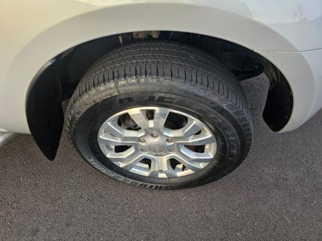 FORD Ranger 3.2 20V CABINE DUPLA 4X4 LIMITED TURBO DIESEL AUTOMTICO, Foto 7