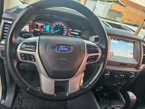 FORD Ranger 3.2 20V CABINE DUPLA 4X4 LIMITED TURBO DIESEL AUTOMTICO, Foto 15