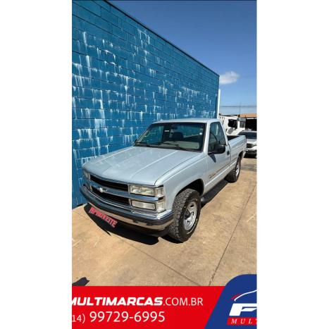 GMC 3500 HD 4.2, Foto 1
