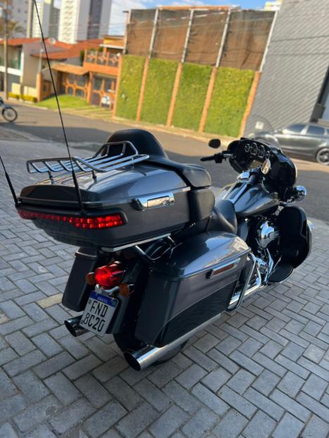 HARLEY DAVIDSON Electra Glide Ultra Limited 1800, Foto 4