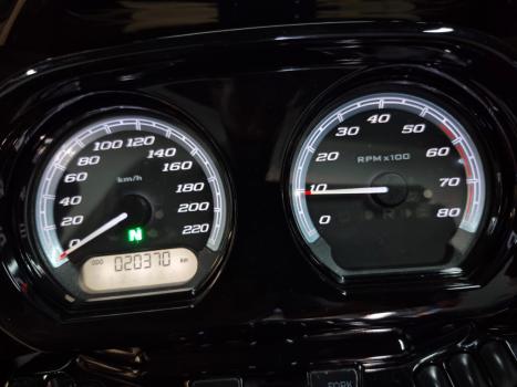 HARLEY DAVIDSON Road Glide Limited FLTRK 1800, Foto 10