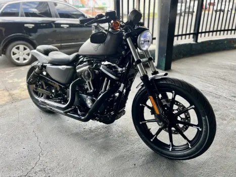 HARLEY DAVIDSON Sportster XL 883 IRON, Foto 3