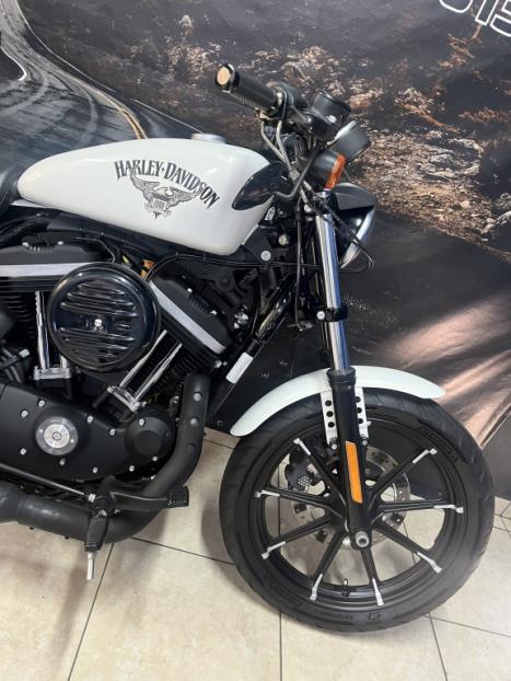 HARLEY DAVIDSON Sportster XL 883 IRON, Foto 5