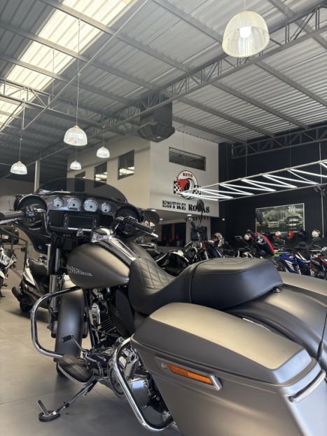 HARLEY DAVIDSON Street Glide FLHX 1700, Foto 6