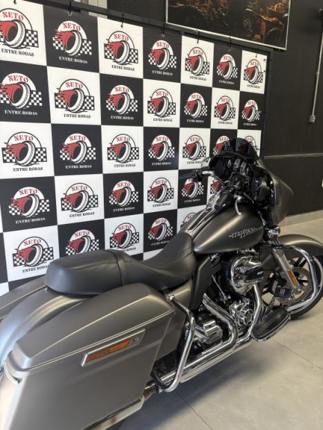HARLEY DAVIDSON Street Glide FLHX 1700, Foto 8