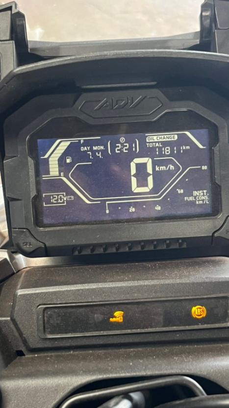 HONDA ADV 160 , Foto 2