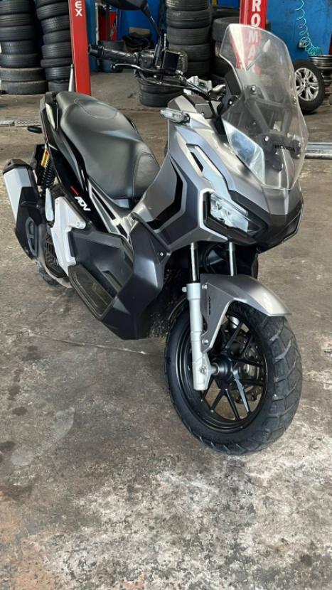 HONDA ADV 160 , Foto 3
