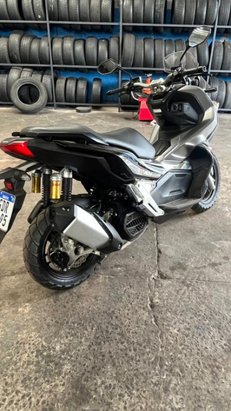 HONDA ADV 160 , Foto 4
