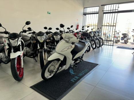 HONDA Biz 110 I , Foto 3