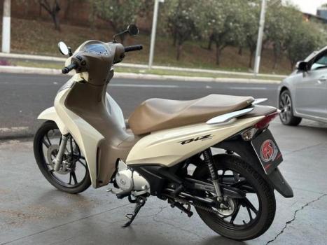 HONDA Biz 125 ES, Foto 4