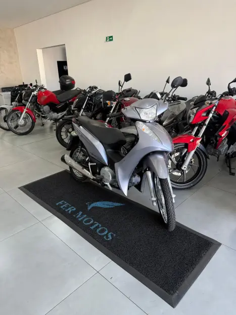 HONDA Biz 125 ES, Foto 6