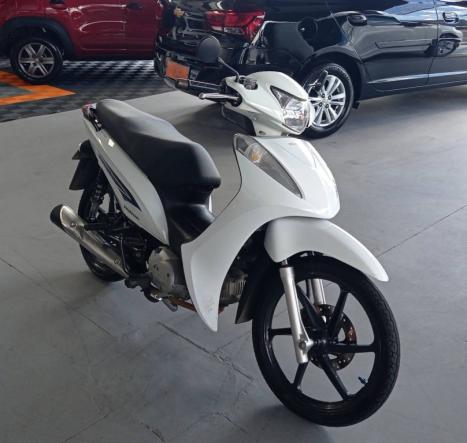 HONDA Biz 125 EX, Foto 3