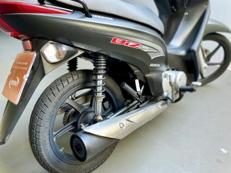 HONDA Biz 125 EX, Foto 6