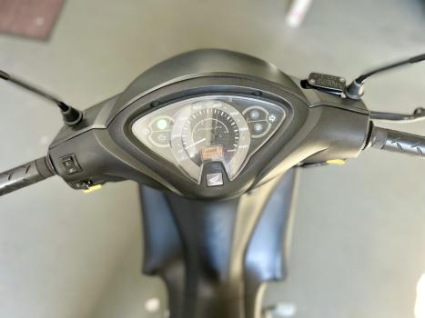 HONDA Biz 125 EX, Foto 9