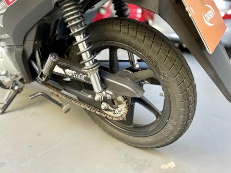 HONDA Biz 125 EX, Foto 11