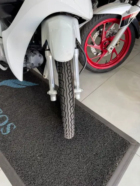 HONDA Biz 125 EX, Foto 9