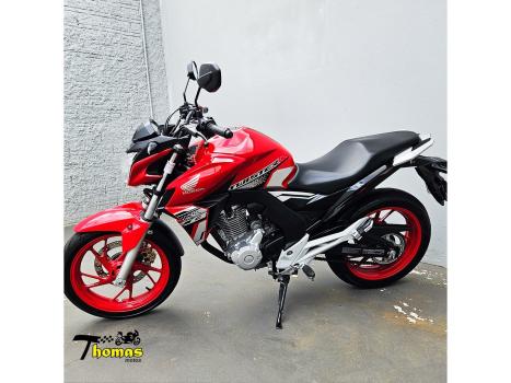 HONDA CB 250 F Twister , Foto 11