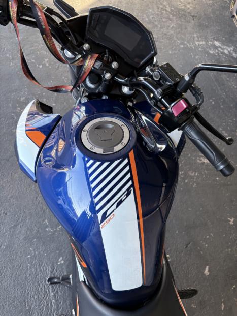 HONDA CB 250 F Twister FLEXONE, Foto 3