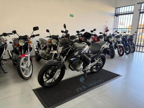 HONDA CB 250 F Twister FLEXONE, Foto 2