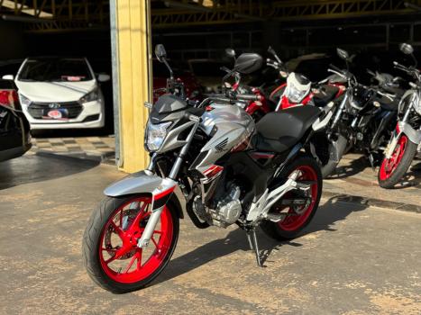 HONDA CB 250 F Twister FLEXONE, Foto 2
