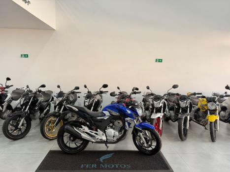 HONDA CB 250 F Twister , Foto 1