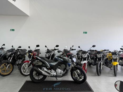 HONDA CB 250 F Twister FLEXONE, Foto 1