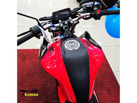 HONDA CB 300 F Twister FLEX ABS, Foto 2