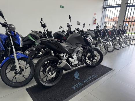 HONDA CB 300 F Twister FLEX CBS, Foto 3