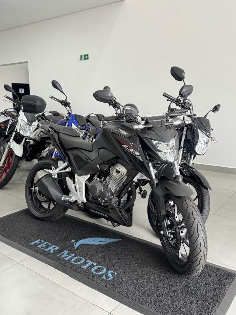 HONDA CB 300 F Twister FLEX CBS, Foto 6