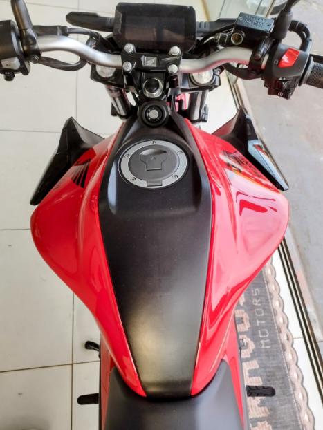 HONDA CB 300 F Twister FLEX CBS, Foto 4