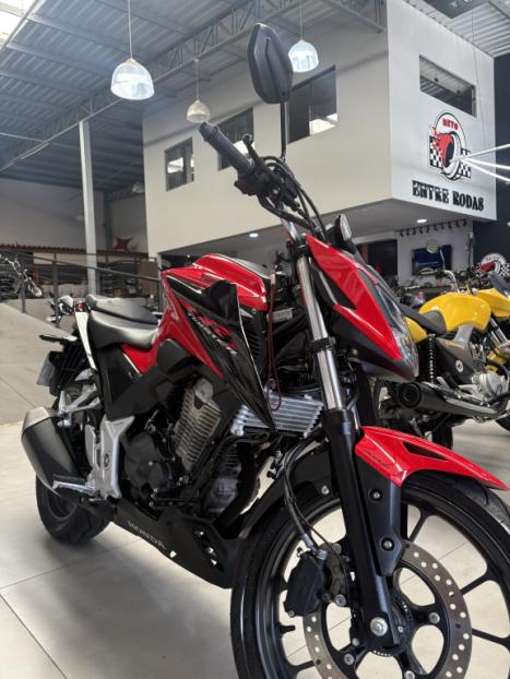 HONDA CB 300 F Twister FLEX ABS, Foto 3