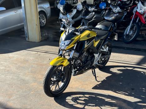 HONDA CB 300 F Twister FLEX ABS, Foto 2