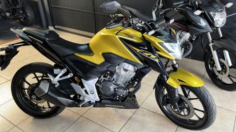 HONDA CB 300 F Twister FLEX ABS, Foto 2