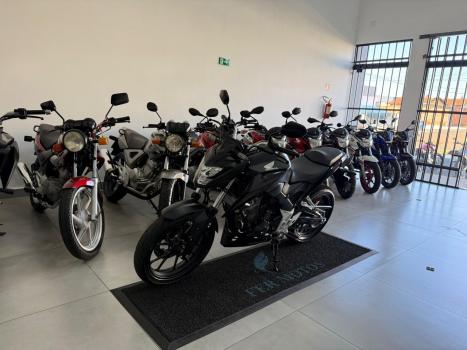 HONDA CB 300 F Twister FLEX CBS, Foto 2